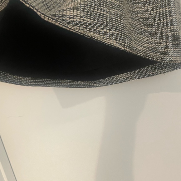 Super cute mini skirt ! - Picture 5 of 6